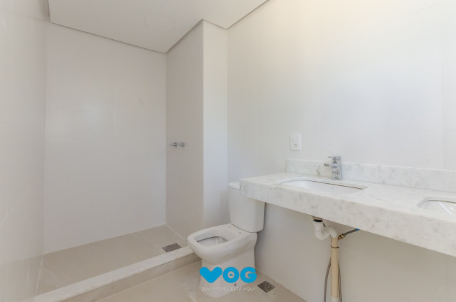 Imagem Imóvel com 3 Quartos à Venda, 205 m² em Três Figueiras - Porto Alegre