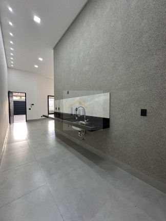 Imagem Casa com 3 Quartos à Venda, 151 m² em Jardim Presidente - Goiânia