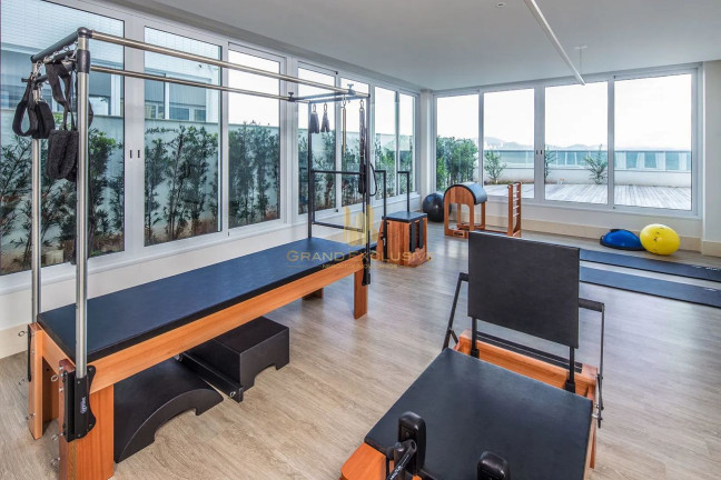 Imagem Apartamento com 4 Quartos à Venda, 238 m² em Barra Sul - Balneário Camboriú Imagem Apartamento com 4 Quartos à Venda, 238 m² em Barra Sul - Balneário Camboriú