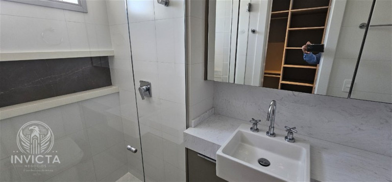 Imagem Apartamento com 4 Quartos à Venda, 156 m² em Centro - Balneário Camboriú Imagem Apartamento com 4 Quartos à Venda, 156 m² em Centro - Balneário Camboriú