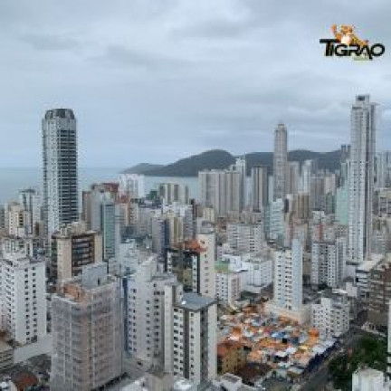 Imagem Apartamento com 3 Quartos à Venda, 137 m² em Centro - Balneário Camboriú Imagem Apartamento com 3 Quartos à Venda, 137 m² em Centro - Balneário Camboriú