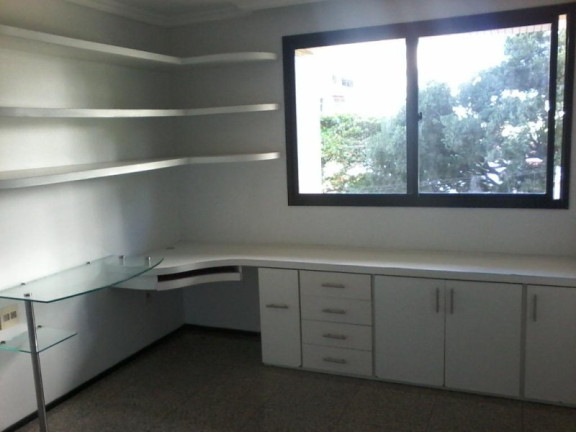 Imagem Imóvel com 3 Quartos à Venda, 136 m² em Aldeota - Fortaleza Imagem Imóvel com 3 Quartos à Venda, 136 m² em Aldeota - Fortaleza