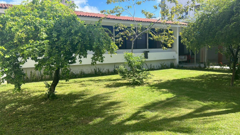 Imagem Casa com 6 Quartos à Venda, 320 m² em Candeias - Jaboatão Dos Guararapes Imagem Casa com 6 Quartos à Venda, 320 m² em Candeias - Jaboatão Dos Guararapes