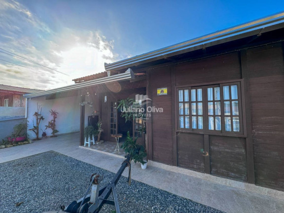 Imagem Casa com 3 Quartos à Venda, 120 m² em Barra Do Sai - Itapoá
