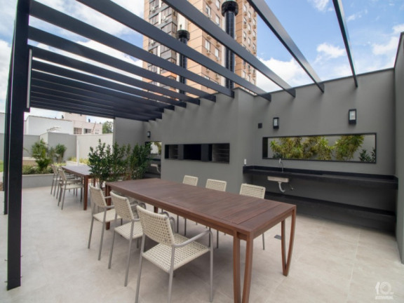 Imagem Imóvel com 3 Quartos à Venda, 211 m² em Menino Deus - Porto Alegre