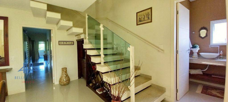 Imagem Casa com 4 Quartos à Venda, 340 m² em Córrego Grande - Florianópolis
