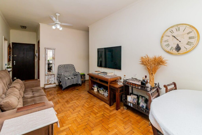 Imagem Imóvel com 3 Quartos à Venda, 100 m² em Menino Deus - Porto Alegre Imagem Imóvel com 3 Quartos à Venda, 100 m² em Menino Deus - Porto Alegre
