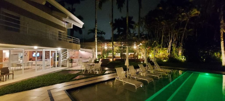 Imagem Casa com 8 Quartos à Venda, 12.000 m² em Jardim Acapulco - Guarujá
