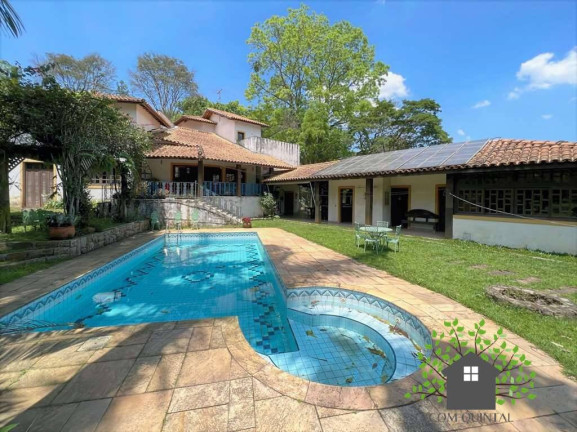 Casa com 3 Quartos à Venda, 2.380 m² em Parque Silvino Pereira - Cotia