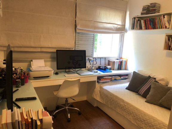 Imagem Apartamento com 3 Quartos à Venda, 110 m² em Moema - São Paulo
