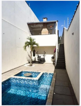 Casa com 2 Quartos à Venda, 96 m² em Perobal - Arujá