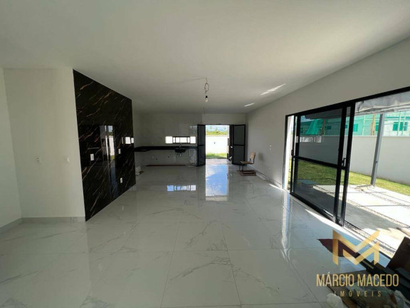 Imagem Casa com 4 Quartos à Venda, 300 m² em Cidade Alpha - Eusébio Imagem Casa com 4 Quartos à Venda, 300 m² em Cidade Alpha - Eusébio