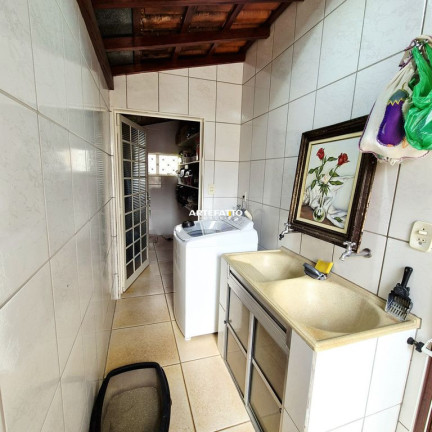 Imagem Casa com 4 Quartos à Venda, 169 m² em Vila Nossa Senhora Das Graças - Franca Imagem Casa com 4 Quartos à Venda, 169 m² em Vila Nossa Senhora Das Graças - Franca