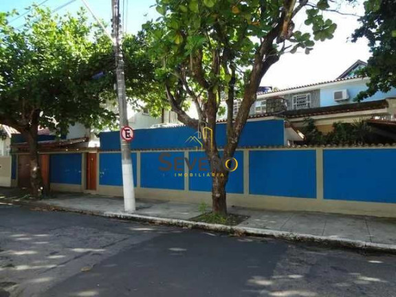 Casa com 5 Quartos à Venda, 374 m² em São Francisco - Niterói
