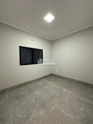 Imagem Casa com 3 Quartos à Venda, 255 m² em Parque Das Laranjeiras - Uberaba Imagem Casa com 3 Quartos à Venda, 255 m² em Parque Das Laranjeiras - Uberaba