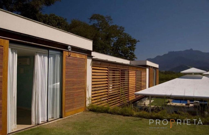 Imagem Casa de Condomínio com 5 Quartos à Venda, 700 m² em Centro - Mangaratiba