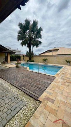 Imagem Casa com 4 Quartos à Venda ou Locação, 288 m² em Glória - Joinville Imagem Casa com 4 Quartos à Venda ou Locação, 288 m² em Glória - Joinville