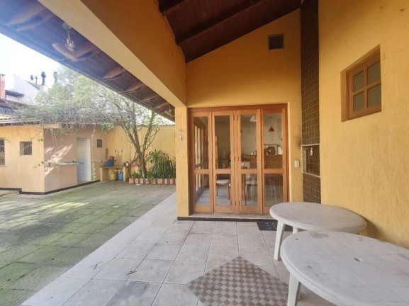 Imagem Casa com 2 Quartos à Venda, 194 m² em Jardim Botânico - Porto Alegre Imagem Casa com 2 Quartos à Venda, 194 m² em Jardim Botânico - Porto Alegre