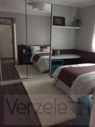 Imagem Apartamento com 3 Quartos à Venda, 136 m² em Centro - Balneário Camboriú Imagem Apartamento com 3 Quartos à Venda, 136 m² em Centro - Balneário Camboriú