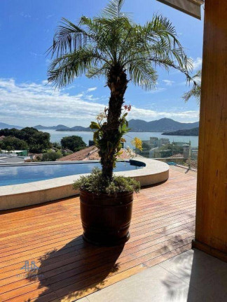 Imagem Casa com 3 Quartos à Venda, 284 m² em Agronômica - Florianópolis Imagem Casa com 3 Quartos à Venda, 284 m² em Agronômica - Florianópolis