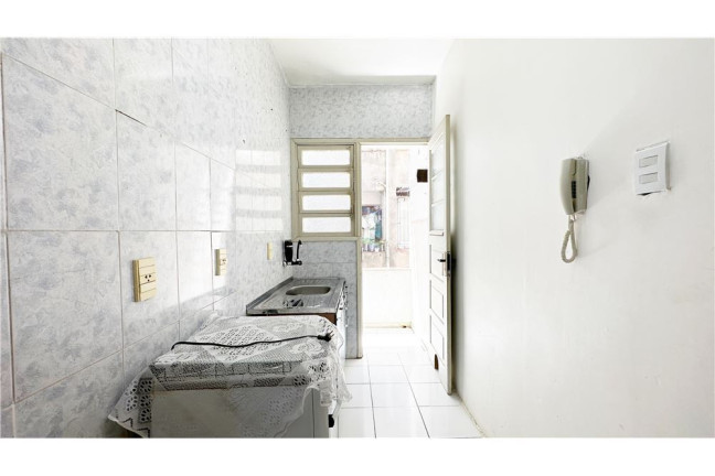 Imagem Apartamento com 1 Quarto à Venda, 43 m² em Centro Histórico - Porto Alegre Imagem Apartamento com 1 Quarto à Venda, 43 m² em Centro Histórico - Porto Alegre