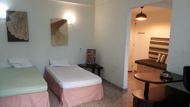 Imagem Apartamento com 1 Quarto à Venda, em Copacabana - Rio De Janeiro Imagem Apartamento com 1 Quarto à Venda, em Copacabana - Rio De Janeiro