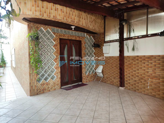 Imagem Casa com 3 Quartos à Venda, 196 m² em Guilhermina - Praia Grande Imagem Casa com 3 Quartos à Venda, 196 m² em Guilhermina - Praia Grande