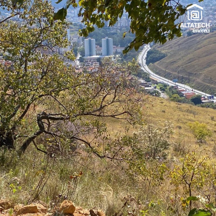 Imagem Imóvel à Venda, 433 m² em Jardim Bandeirantes - Poços De Caldas Imagem Imóvel à Venda, 433 m² em Jardim Bandeirantes - Poços De Caldas