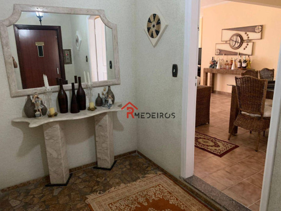 Imagem Apartamento com 3 Quartos à Venda, 165 m² em Vila Tupi - Praia Grande