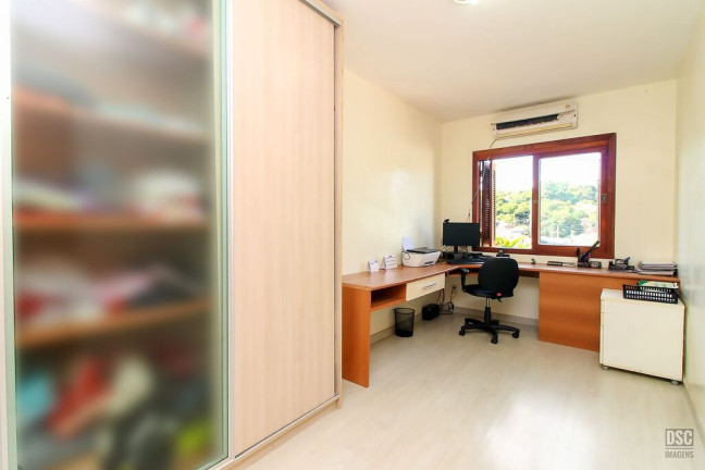 Imagem Casa com 3 Quartos à Venda, 136 m² em Espírito Santo - Porto Alegre Imagem Casa com 3 Quartos à Venda, 136 m² em Espírito Santo - Porto Alegre