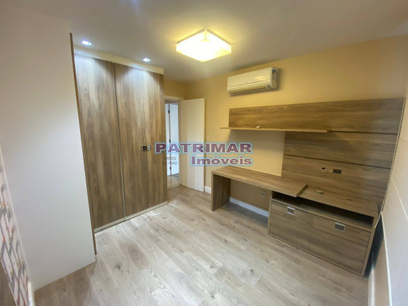 Imagem Casa com 4 Quartos à Venda, 157 m² em São Francisco - Niterói Imagem Casa com 4 Quartos à Venda, 157 m² em São Francisco - Niterói