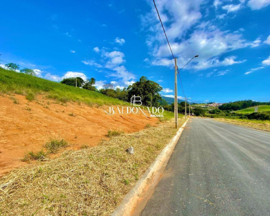 Imagem Terreno à Venda, 200 m² em Centro - Extrema Imagem Terreno à Venda, 200 m² em Centro - Extrema
