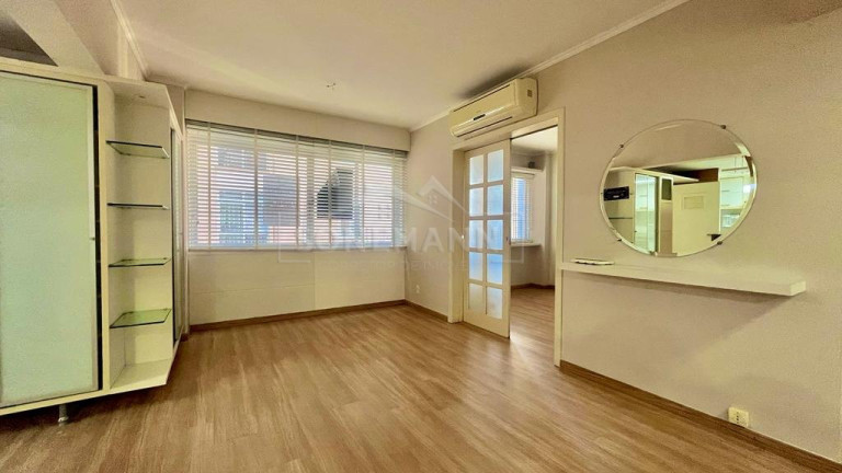 Imagem Apartamento com 3 Quartos à Venda, 106 m² em Centro - Florianópolis Imagem Apartamento com 3 Quartos à Venda, 106 m² em Centro - Florianópolis
