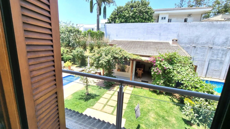 Imagem Casa com 4 Quartos à Venda, 380 m² em Parque Das Artes - Embu Das Artes Imagem Casa com 4 Quartos à Venda, 380 m² em Parque Das Artes - Embu Das Artes