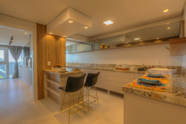 Imagem Apartamento com 3 Quartos à Venda, 312 m² em Vila Assunção - Porto Alegre
