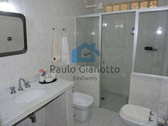 Imagem Casa com 5 Quartos à Venda, 1.123 m² em Granja Viana - Carapicuíba Imagem Casa com 5 Quartos à Venda, 1.123 m² em Granja Viana - Carapicuíba