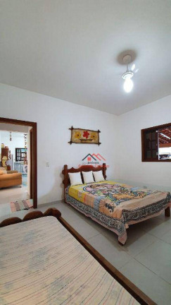 Imagem Casa com 3 Quartos à Venda, 240 m² em Massaguaçu - Caraguatatuba
