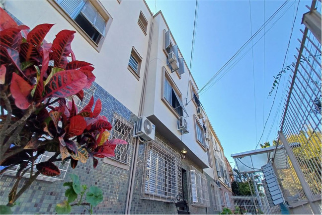 Imagem Imóvel com 2 Quartos à Venda, em Menino Deus - Porto Alegre Imagem Imóvel com 2 Quartos à Venda, em Menino Deus - Porto Alegre