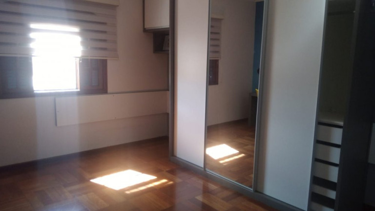 Imagem Sobrado com 3 Quartos à Venda, 150 m² em Vila Tesouro - São José Dos Campos