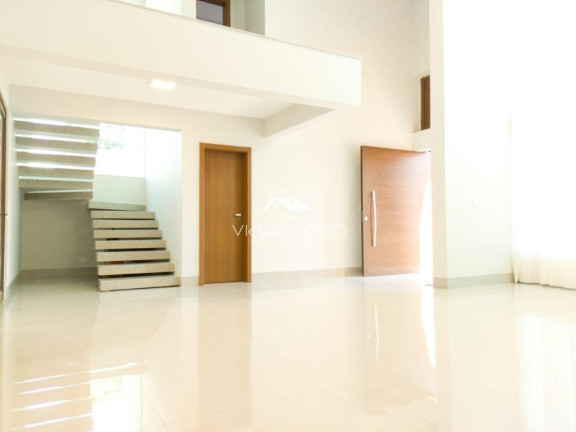 Imagem Casa com 3 Quartos à Venda, 378 m² em Jardim Ipanema - Maringá Imagem Casa com 3 Quartos à Venda, 378 m² em Jardim Ipanema - Maringá