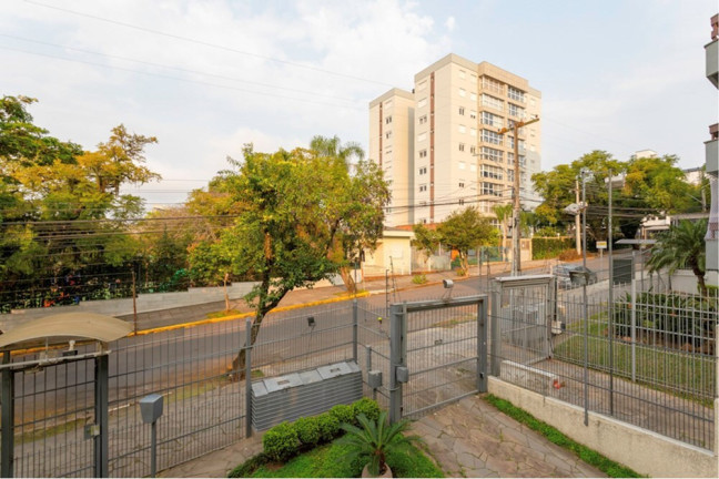 Imagem Imóvel com 2 Quartos à Venda, 67 m² em Cristo Redentor - Porto Alegre Imagem Imóvel com 2 Quartos à Venda, 67 m² em Cristo Redentor - Porto Alegre