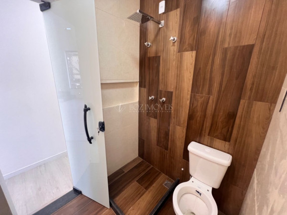 Imagem Casa de Condomínio com 5 Quartos à Venda, 195 m² em Vargem Pequena - Rio De Janeiro