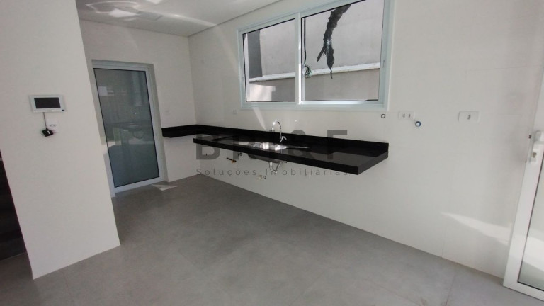 Imagem Casa com 3 Quartos à Venda, 335 m² em Jardim Prudência - São Paulo Imagem Casa com 3 Quartos à Venda, 335 m² em Jardim Prudência - São Paulo