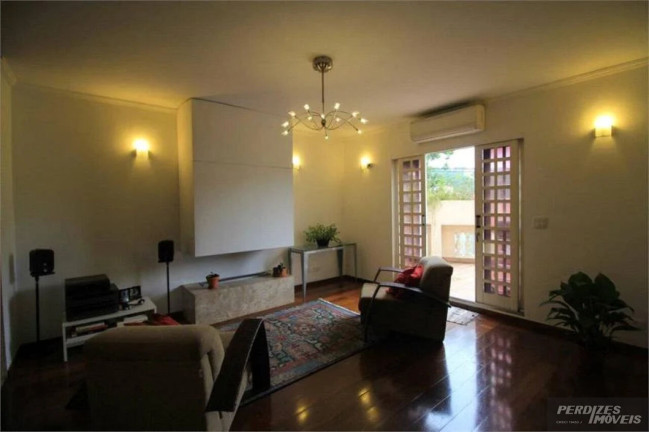 Imagem Casa com 4 Quartos à Venda, 374 m² em Perdizes - São Paulo Imagem Casa com 4 Quartos à Venda, 374 m² em Perdizes - São Paulo