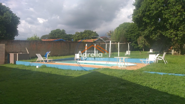 Imagem Imóvel com 1 Quarto à Venda, 130 m² em Condomínio De Chácaras Santa Isabel - Mogi Mirim Imagem Imóvel com 1 Quarto à Venda, 130 m² em Condomínio De Chácaras Santa Isabel - Mogi Mirim