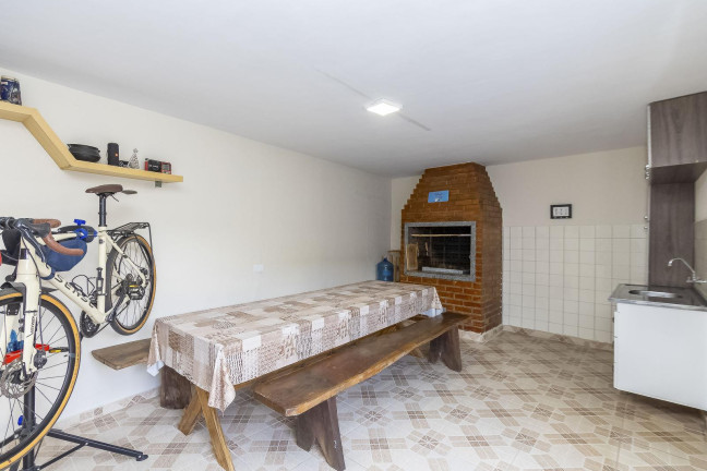 Imagem Casa com 3 Quartos à Venda, 118 m² em São Braz - Curitiba Imagem Casa com 3 Quartos à Venda, 118 m² em São Braz - Curitiba