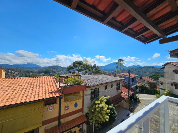 Imagem Casa com 3 Quartos à Venda, 140 m² em Iucas - Teresópolis Imagem Casa com 3 Quartos à Venda, 140 m² em Iucas - Teresópolis