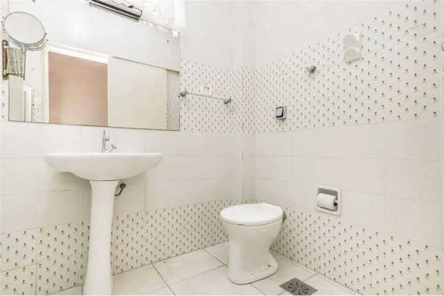 Imagem Apartamento com 2 Quartos à Venda, 75 m² em Farroupilha - Porto Alegre