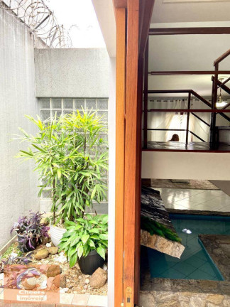 Imagem Sobrado com 3 Quartos à Venda, 180 m² em Vila Santa Catarina - São Paulo