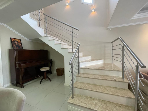 Imagem Casa com 3 Quartos à Venda, 200 m² em Camobi - Santa Maria Imagem Casa com 3 Quartos à Venda, 200 m² em Camobi - Santa Maria